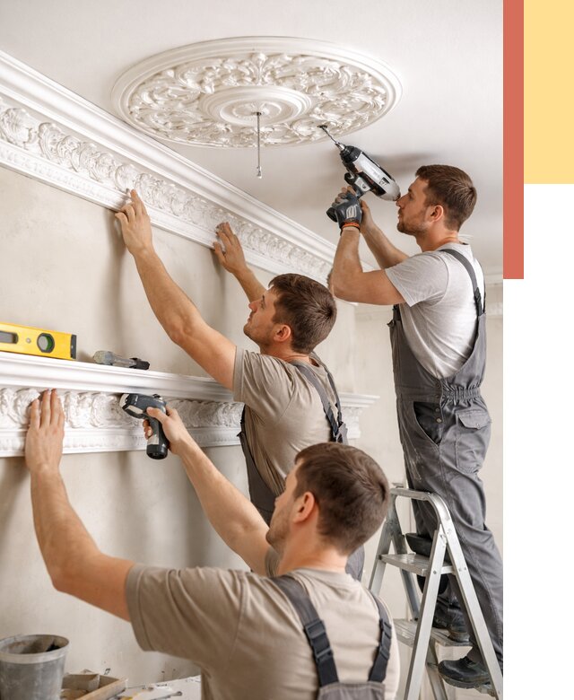 Монтаж лепнины на потолок в Тамбове от 3249 руб. быстро и недорого | ОТДЕЛОЧНИК-Тмб